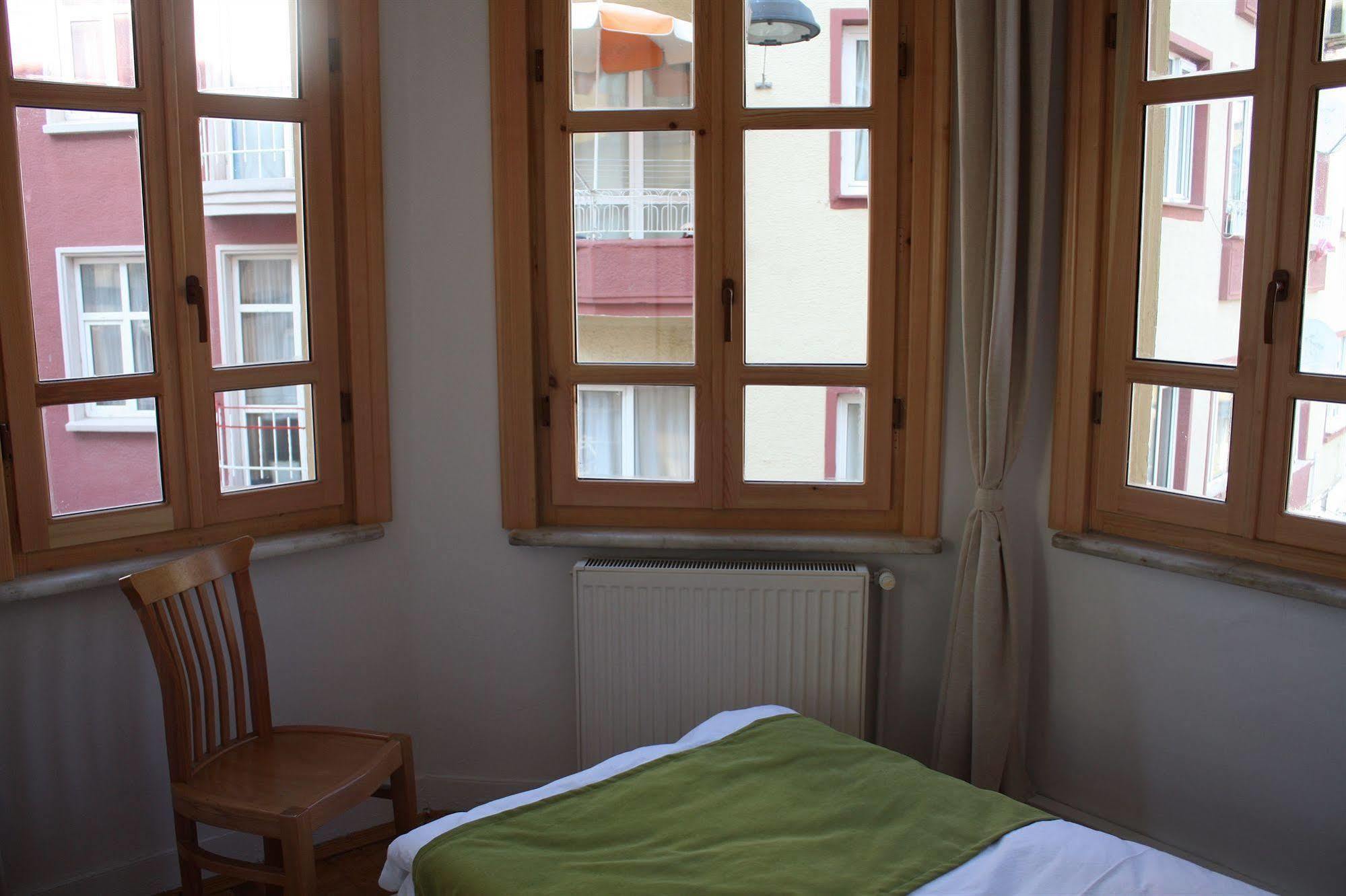 Pi Art Butik Otel Istanbul Bagian luar foto